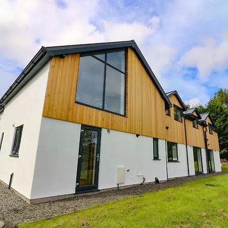 Low Wood House Улверстон
